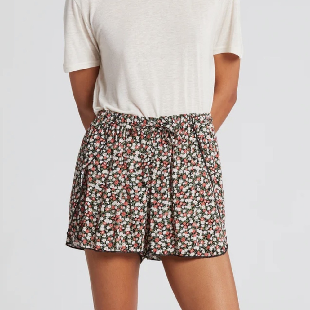 (3/$20 Item) Volcom Floral Beachy Shorts